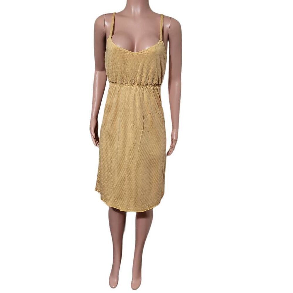 Fit and flare women yellow v- neck spaghetti strap midi dress M